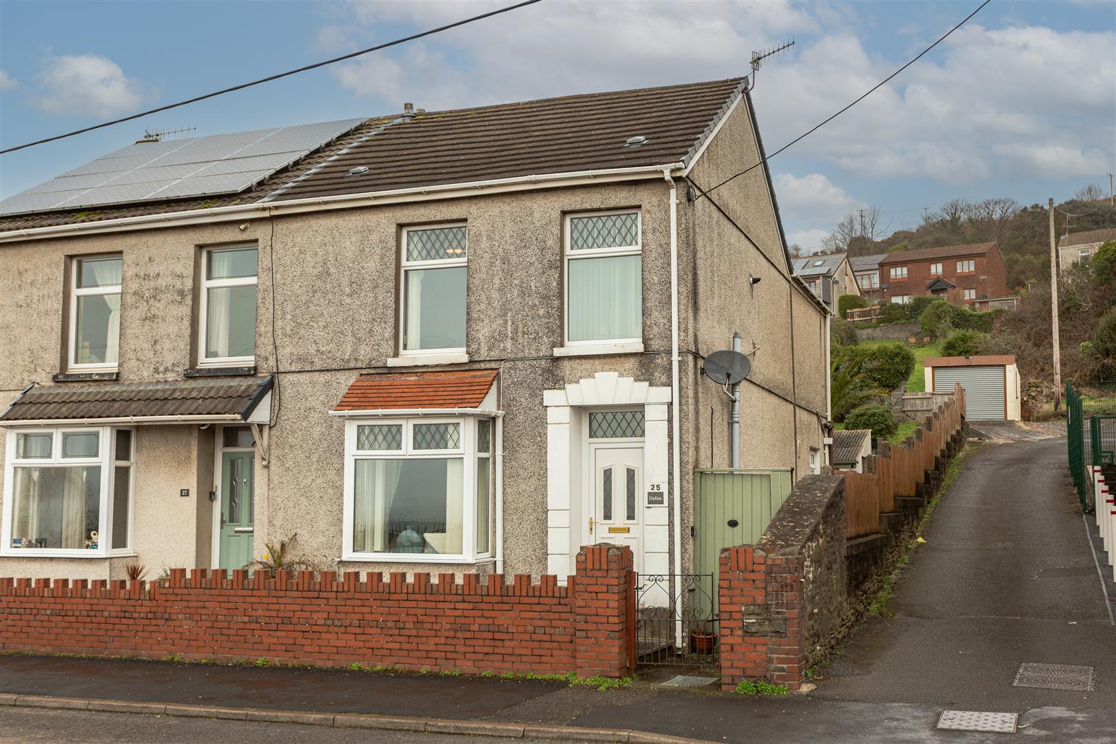Pwll Road, Llanelli, SA15 4BG